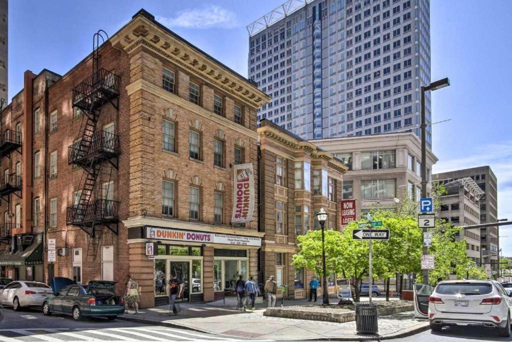 Apartamento Chase At Lexington St Free Indoor Parking Convention Center Baltimore Exterior foto