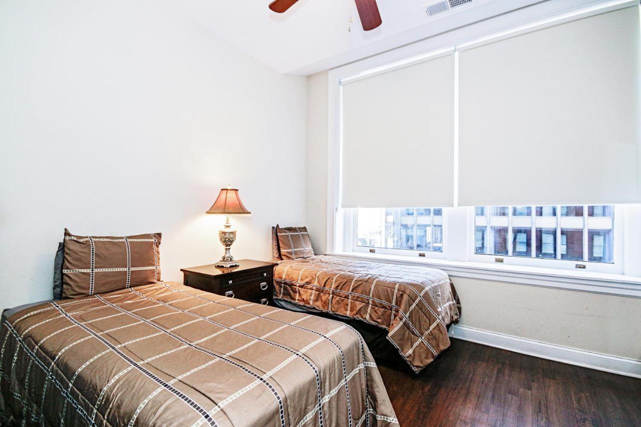 Apartamento Chase At Lexington St Free Indoor Parking Convention Center Baltimore Exterior foto